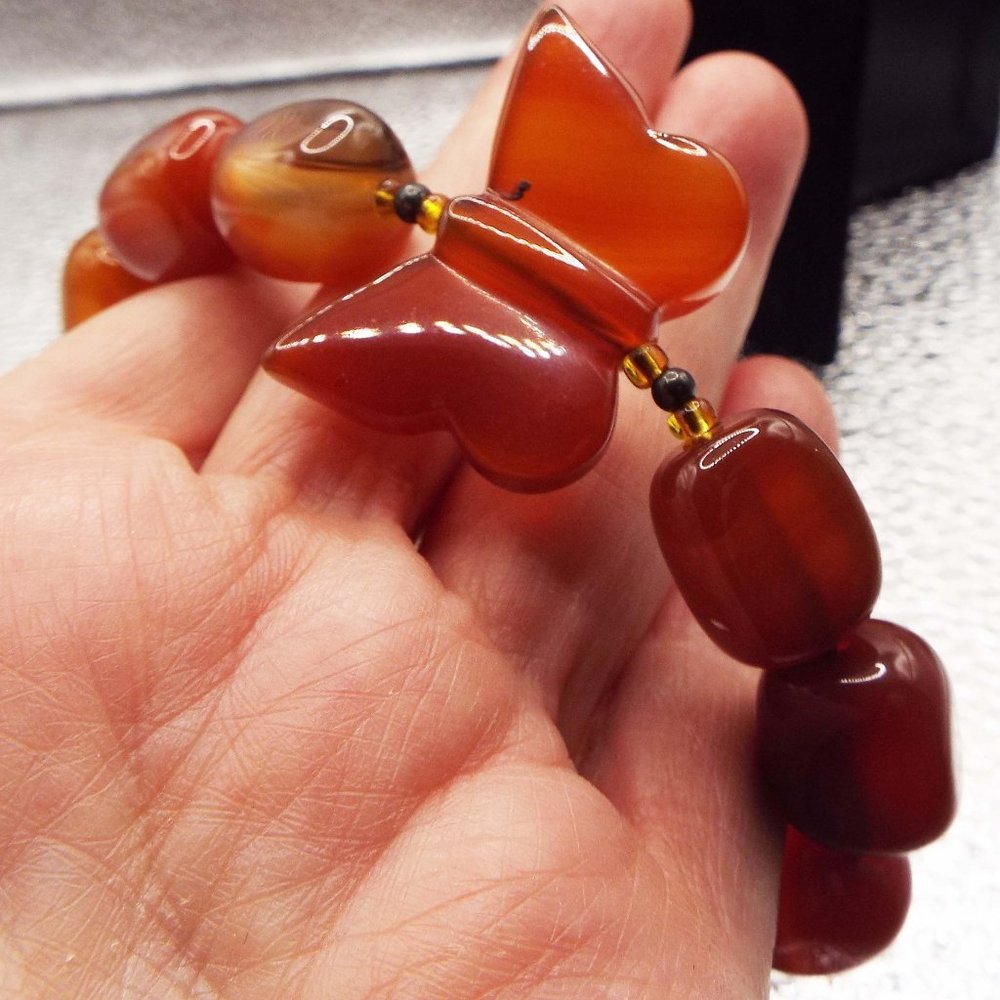 LARGE CINNAMON BROWN AGATE "STRENGTH" CUSHION CUT BEADS BUTTERFLY BRACELET 11